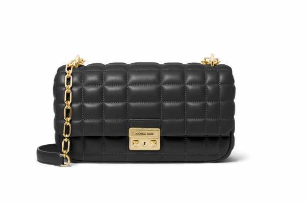 マイケル・コース「トライベッカ」バッグ、キルティングのラムレザー×チェーンストラップ