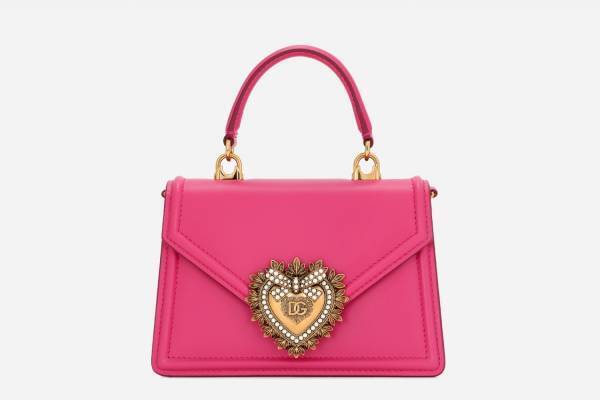 ドルチェ＆ガッバーナ「ディヴォーション」ハートジュエルのバッグ＆財布、“バター風”ベージュやピンク