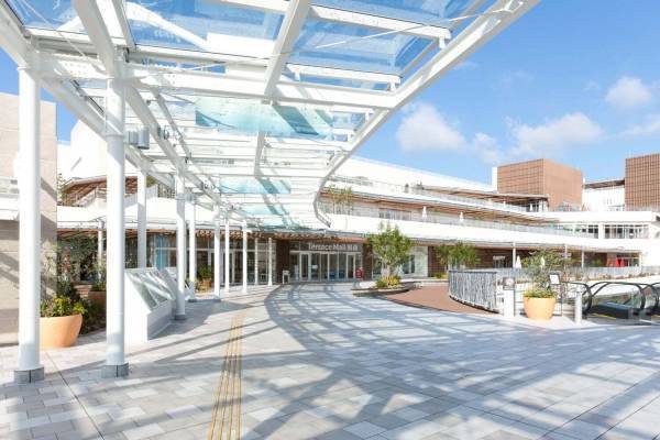 テラスモール湘南がリニューアル - 新店＆改装オープン約50店舗、フードコートやテラスも一新