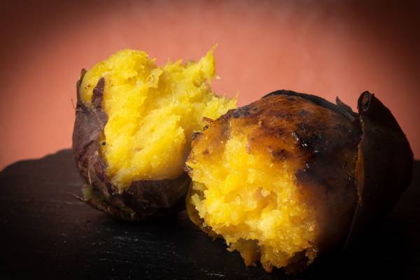 「やきいもフェス」福岡に初上陸 - 蜜たっぷり焼き芋や食べ比べ、“お芋スイーツ”も