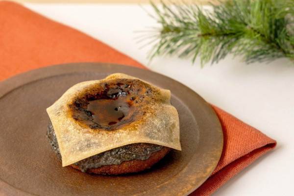 コエ ドーナツ正月限定“和ドーナツ” - 生八ッ橋×黒ごまみたらし、クッキー缶入り福袋も