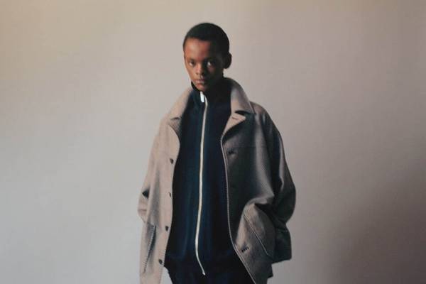 ヨーク、フランスの美術家マルタン・バレに着想した24年春夏 - カージャケットやスプレー加工コート