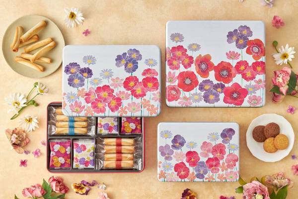 ヨックモック「カドー ドゥ リベール」冬の花々で彩る冬限定デザイン缶、初日の出を描いた年賀商品も