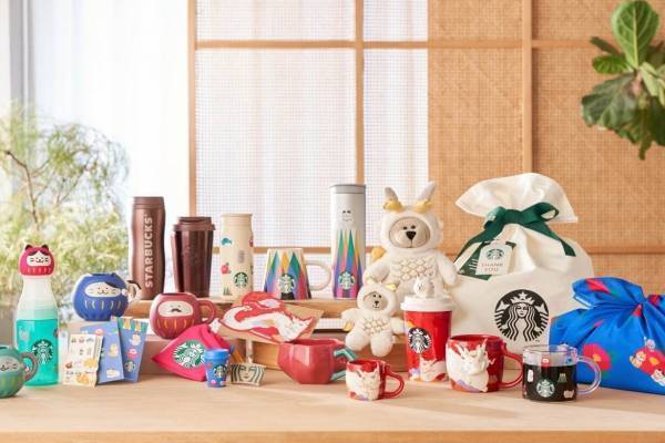 スターバックス冬グッズ、だるまを被った招き猫＆24年干支“辰”のタンブラーやマグカップ