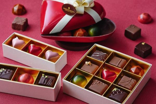 “まるで芸術品”24年バレンタインショコラ、ヨコハマ グランド インターコンチネンタル ホテルで