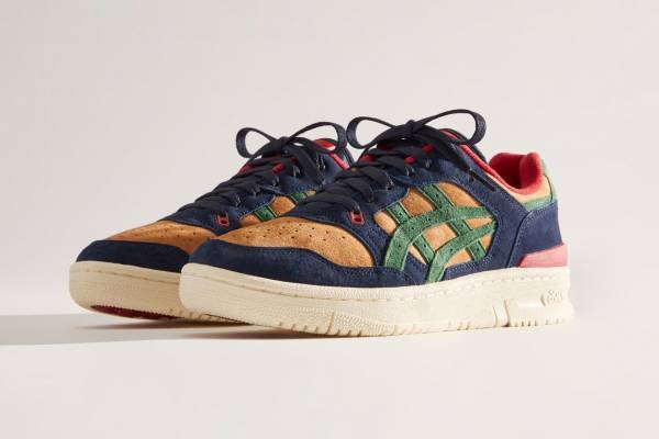 KITH×アシックスのコラボスニーカー「EX89」、アウトドア着想カラーの赤×緑×青で