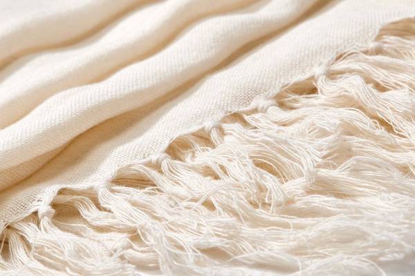 エイポック エイブル イッセイ ミヤケ“楮和紙の糸”をめぐる展示がイッセイ ミヤケ キョウトで