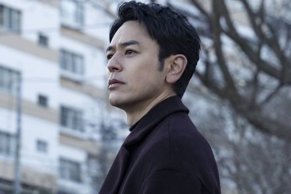 映画『ある男』妻夫木聡主演で平野啓一郎の小説を実写化、“他人として生きた男”を巡る感動ミステリー