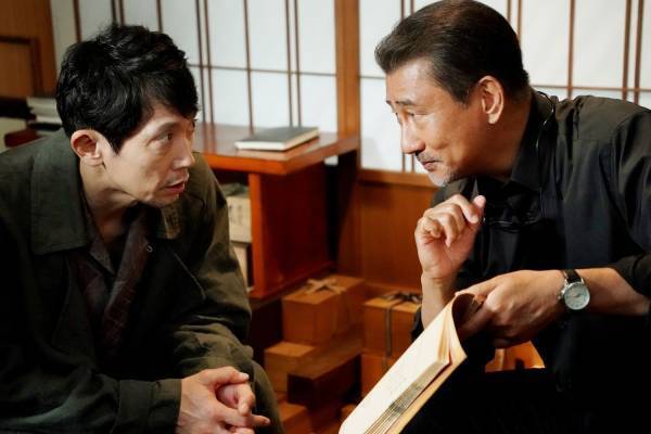 映画『嘘八百 なにわ夢の陣』中井貴⼀×佐々木蔵之介W主演、豊臣秀吉のお宝を巡る“騙し合い”大騒動