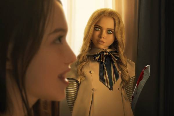 ホラー映画『M3GAN／ミーガン』お友達”AI人形”の恐怖、ジェームズ・ワン×ブラムハウス最新作