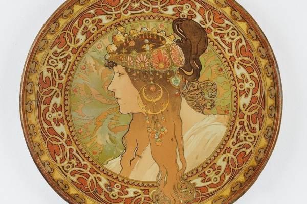 「ミュシャ展 マルチ・アーティストの先駆者」美術館「えき」KYOTOで、貴重な初期作品含む約160点