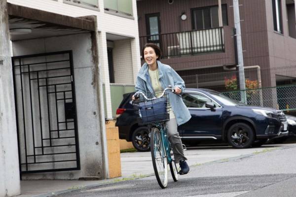 映画『波紋』監督・荻上直子×主演・筒井真理子、“絶望”と新興宗教に救いを求める主人公を描く