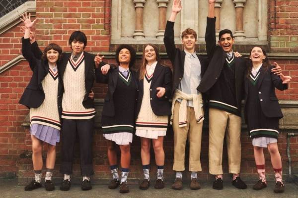 ユニクロ×ジェイ ダブリュー アンダーソン23年春夏、感動ブレザー＆スポーツウェアなど