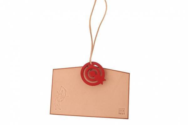 「鳥獣戯画」ウサギ柄のレザー製品、"弓矢で的を射抜くウサギ”絵馬＆オリジナル図案のトート