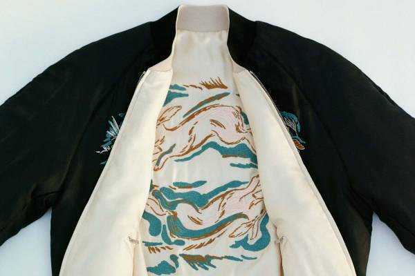 ジル サンダー23年干支「うさぎ」アイテム、“結び目でフェイスを表現”「ラビットポーチ」など