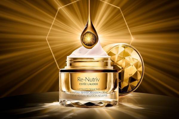 エスティ ローダー最高峰のエイジングケアクリーム、“ブラック ダイヤモンド トリュフ”を高濃度配合