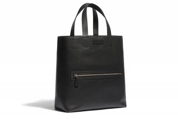 ジェイエムウエストン「ウォーカー」新作バッグ、レザー×撥水コットンキャンバスのトートバッグ