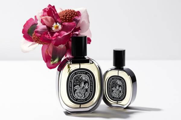 ディプティック人気フレグランス「オー ローズ」に“30mLの限定ボトル”、ローズの豊かな香り