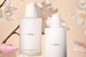ファミュの新スキンケア「エッセンシャル」シリーズ、“水仙やカメリア配合”潤いたっぷり化粧水＆乳液