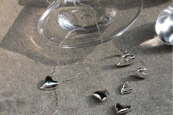 ソワリー“ハート”モチーフの新作ジュエリー、ダリ着想のネックレスやイヤリング