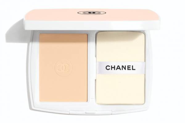 シャネル2023年春ベースメイク、「ル ブラン」人気ファンデ＆コンシーラーがパワーアップ