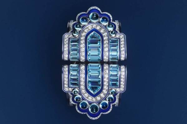 ブシュロン新作ハイジュエリー、エリザベス女王所有のダブルクリップブローチ着想ネックレス＆リング