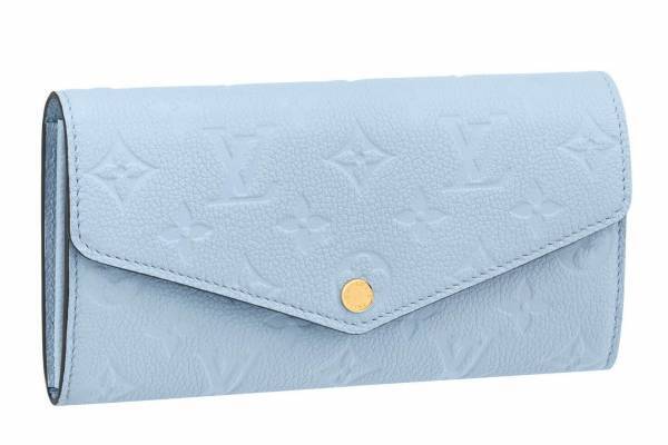 ルイ・ヴィトン“爽やかブルー”の新作ウォレット、モノグラムを配した長財布＆ミニ財布