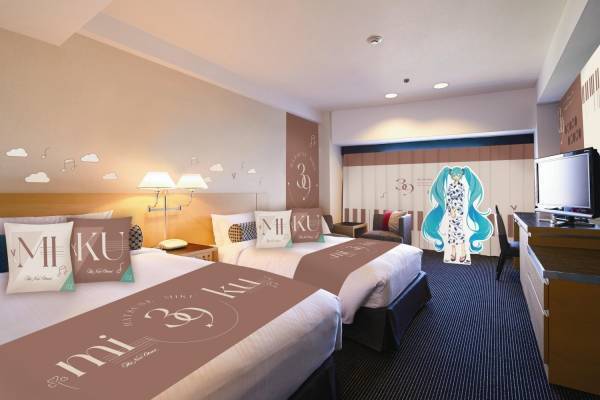 ホテルニューオータニ(東京)の“初音ミク”期間限定コラボルーム、オリジナル等身イラスト付き