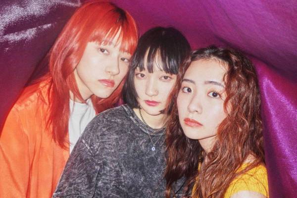 Chilli Beans.×Vaundyのコラボ新曲「rose」男女ボーカルの掛け合いが魅力