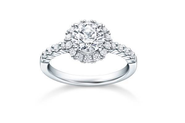 TASAKI「ブリッランテ」新作エンゲージメントリング、センター＆アームに輝くダイヤモンド