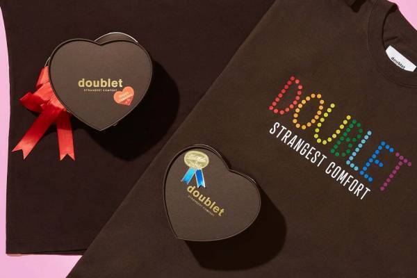 ダブレットから“義理”&“本命”Tシャツが登場、レストラン「サローネ2007」とのコラボで