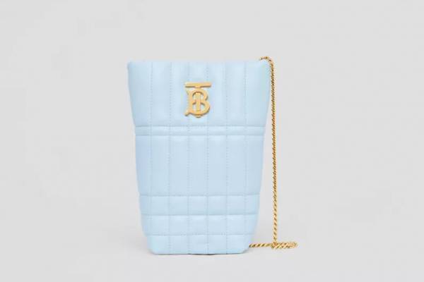 バーバリー新作“モノグラムロゴ”輝くバッグやチェック柄ジャケット - 新宿高島屋で限定発売