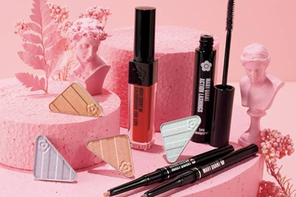 マリークヮント23年春コスメ、“シャーベットカラー”の単色アイシャドウ＆抜け感グレーマスカラ