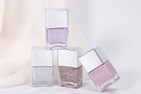 ネイルズ インク23年夏ネイル、“光のヴェール”をまとったオーロラパープル＆アイスブルー