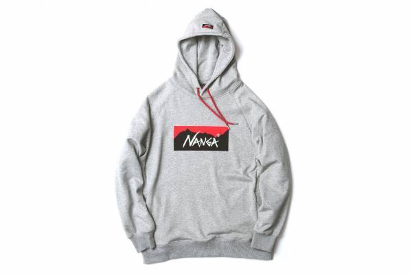ナンガ新作ウェア、BOXロゴ入りスウェットや“ミックスカラーコード”配したフーディ