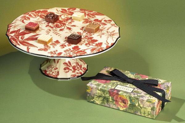 グッチのレストランが贈る“花柄”チョコレートBOX、エスプレッソや岩塩＆セサミなど13種