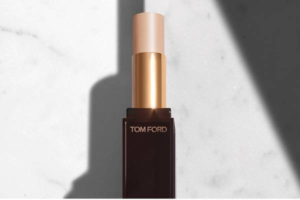 トム フォード ビューティ23年春ベースメイク、“ソフトマット仕上げ”新スティックコンシーラー