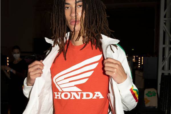 ディースクエアード×ホンダ“翼ロゴ”入りジャケットやデニム、ボブ・マーリーとのコラボウェアも