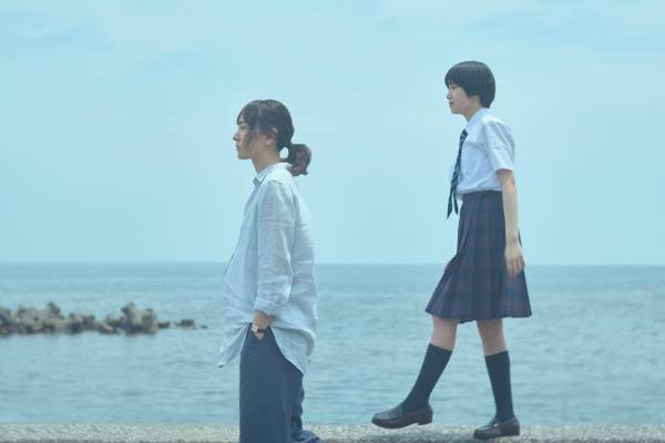 漫画『違国日記』主演・新垣結衣で実写映画化 - ヤマシタトモコ原作、人見知りな小説家と姪の同居譚
