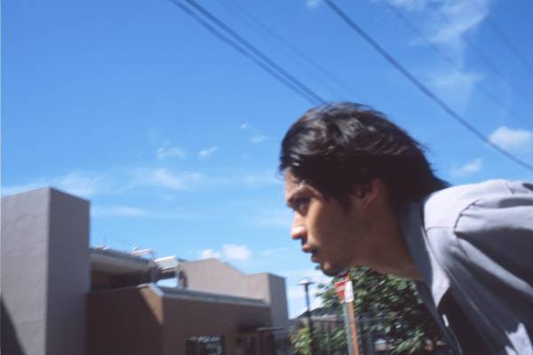 映画『若き見知らぬ者たち』磯村勇斗主演×内山拓也監督、家族の介護や借金と自分の人生の間でもがく青年