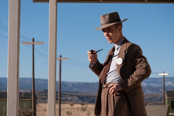 映画『オッペンハイマー』クリストファー・ノーラン監督、原子力爆弾の開発した物理学者の生涯を描く