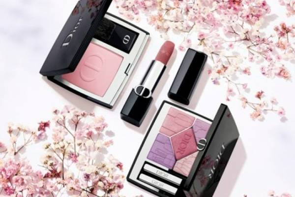 ディオール24年春コスメ“ピンクトーン”の新作アイパレ＆チークなど、伊勢丹新宿限定で