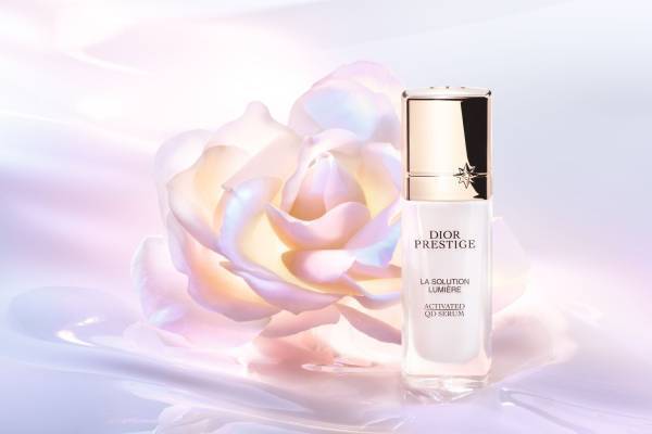 ディオール「プレステージ ホワイト」24年春スキンケア、“美白やシワ改善叶える”薬用美容液＆化粧水
