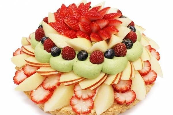 カフェコムサ“正月イメージ”の限定ケーキ、苺×洋梨の&quot;紅白カラー”や甘酒カスタードクリーム