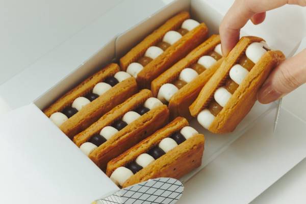 トラヤあんスタンド×ノー・レーズン・サンドイッチの「あんバターサンド」再び、柚子の白あんフレーバーも