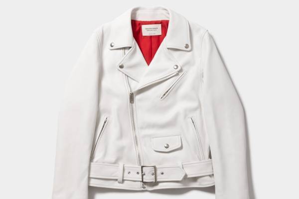 ビューティフルピープル新作“経年変化を楽しむ”レザーライダースジャケット＆透明感カラーのバッグ