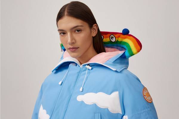 カナダグース新作ダウンジャケット“猫耳”フードトリム付きパーカ＆カラフルな「チリワック ボンバー」