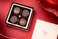 ロンハーマン カフェの24年バレンタイン、大人なビターチョコレート×ジュエリーBOX風パッケージ