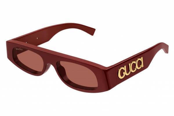 グッチ新作アイウェア、ゴールドトーンの大ぶり“GUCCI”ロゴが輝くサングラス