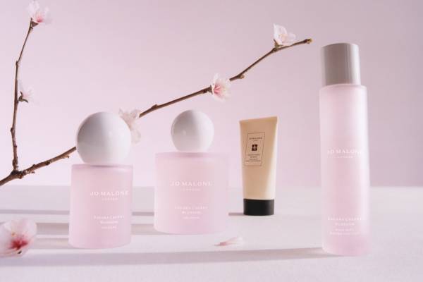 ジョー マローン ロンドン“桜香る”24年春フレグランス、花びらピンクボトルのコロン＆ヘアミスト